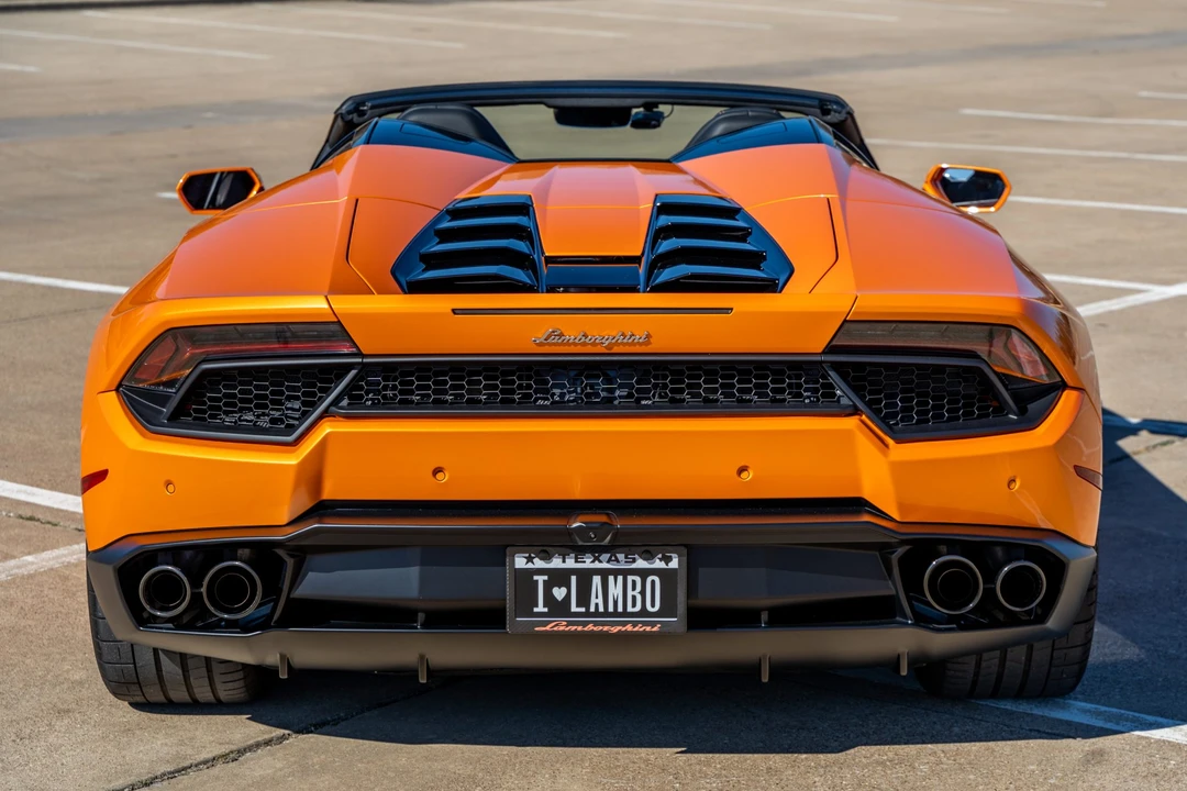 2018 Lamborghini Huracan LP580-2 - Image 6 of 31
