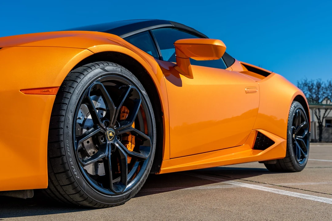 2018 Lamborghini Huracan LP580-2 - Image 18 of 31