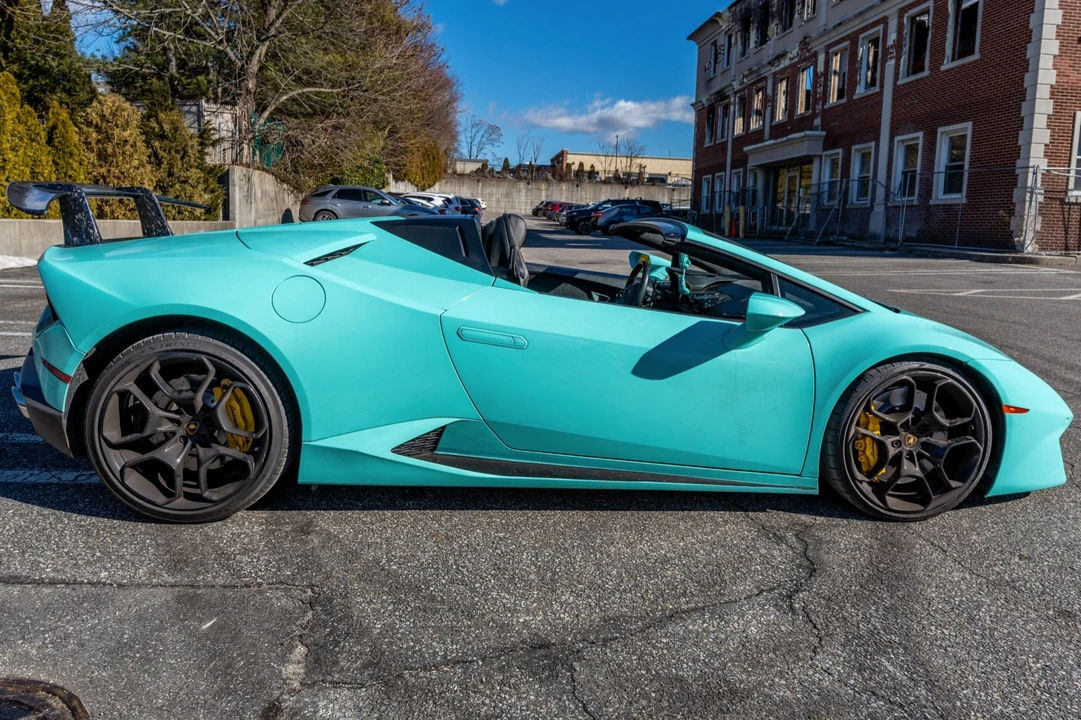 2018 Lamborghini Huracan LP580-2 - Image 10 of 31