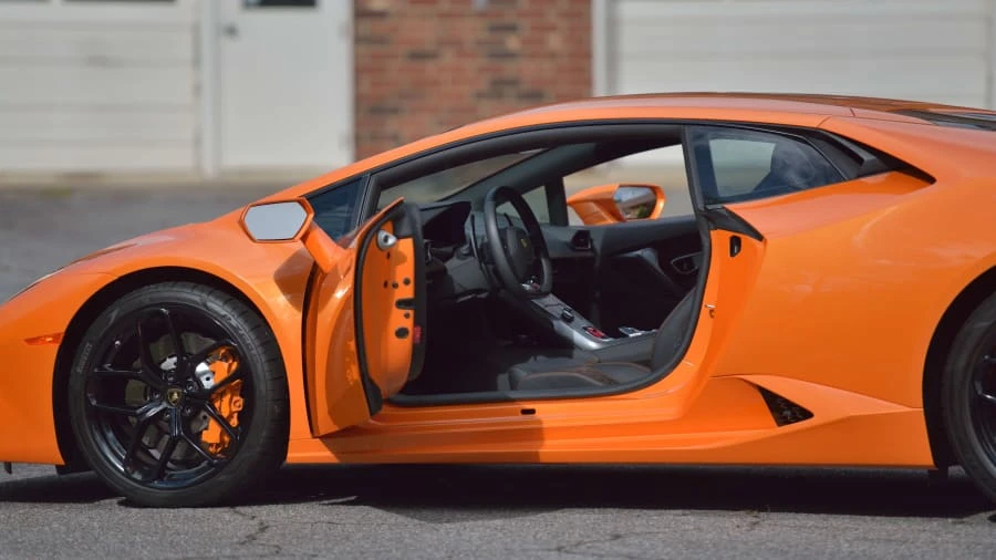 2018 Lamborghini Huracan LP580-2 - Image 17 of 23