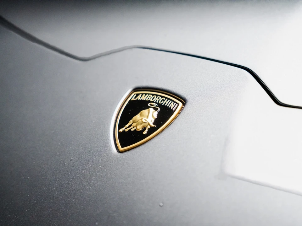 2018 Lamborghini Huracan LP580-2 - Image 4 of 12