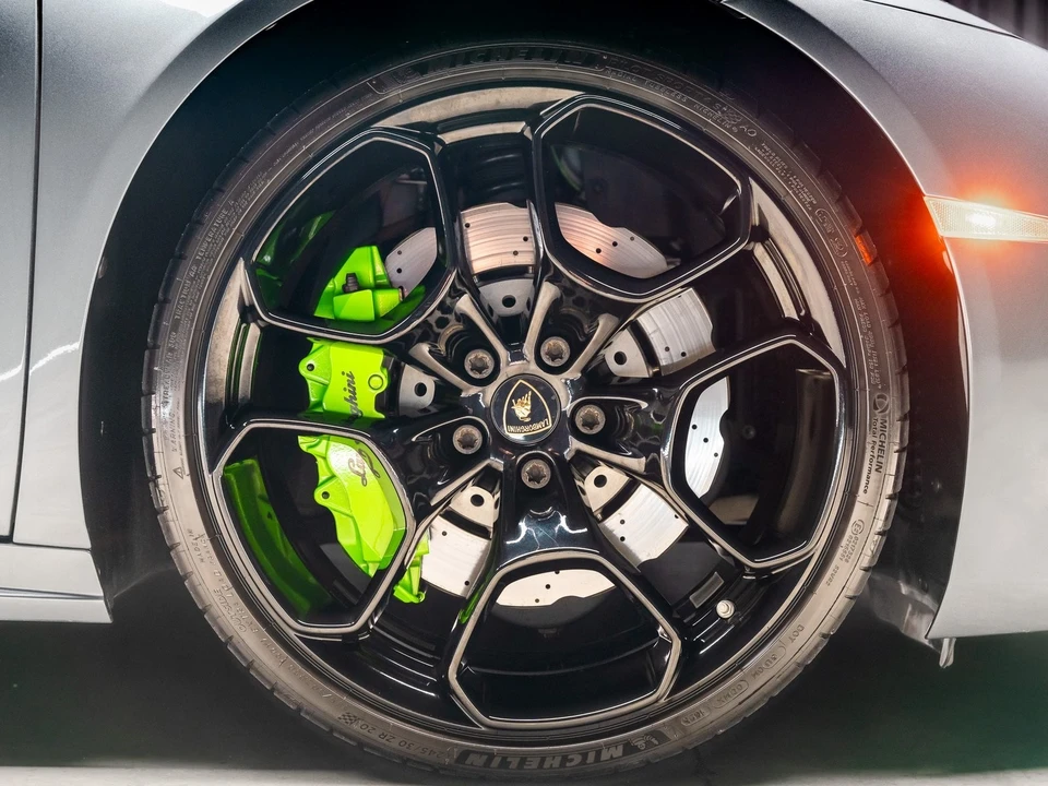 2018 Lamborghini Huracan LP580-2 - Image 6 of 12