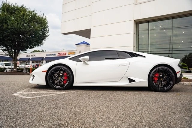 2018 Lamborghini Huracan LP580-2 - Image 5 of 12