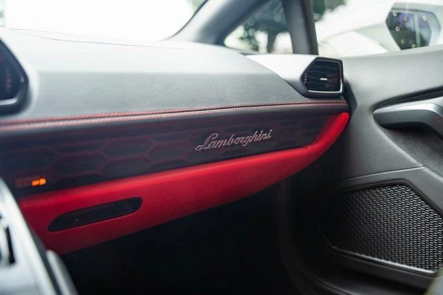 2018 Lamborghini Huracan LP580-2 - Image 25 of 31