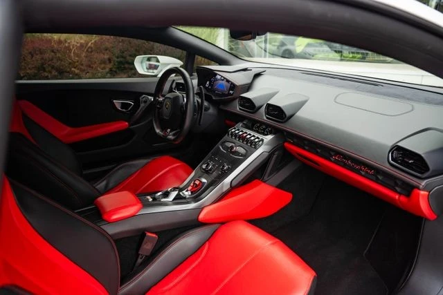 2018 Lamborghini Huracan LP580-2 - Image 26 of 31