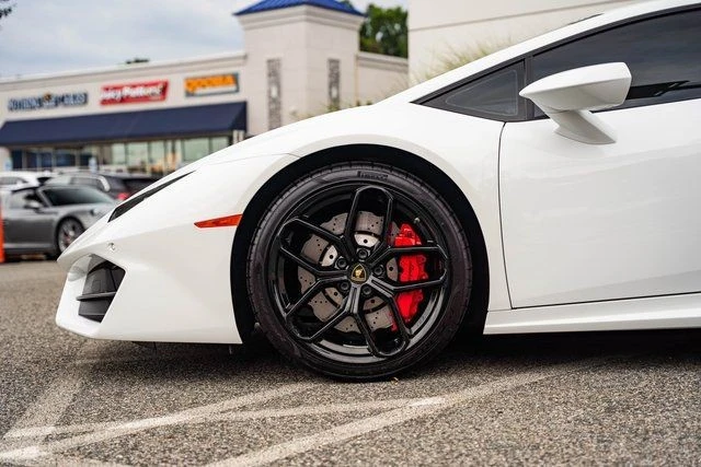 2018 Lamborghini Huracan LP580-2 - Image 14 of 21