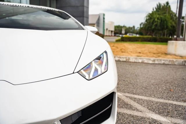 2018 Lamborghini Huracan LP580-2 - Image 6 of 31