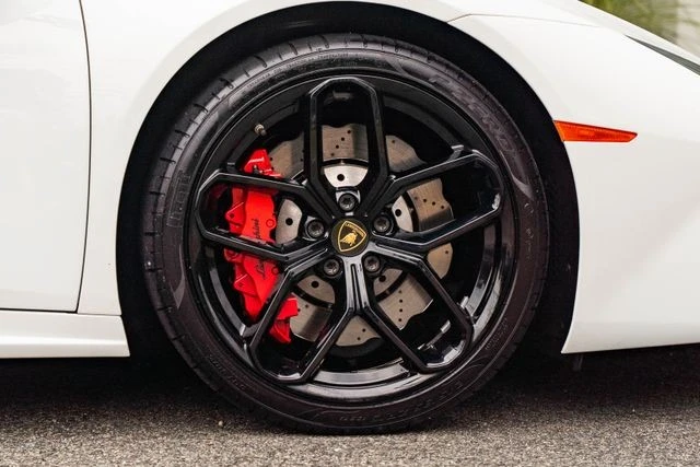 2018 Lamborghini Huracan LP580-2 - Image 20 of 31
