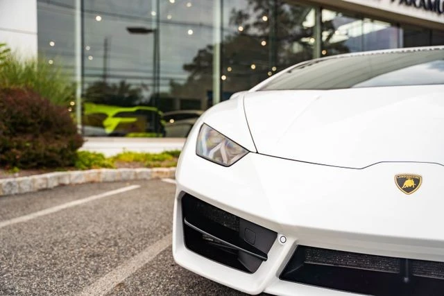 2018 Lamborghini Huracan LP580-2 - Image 8 of 31