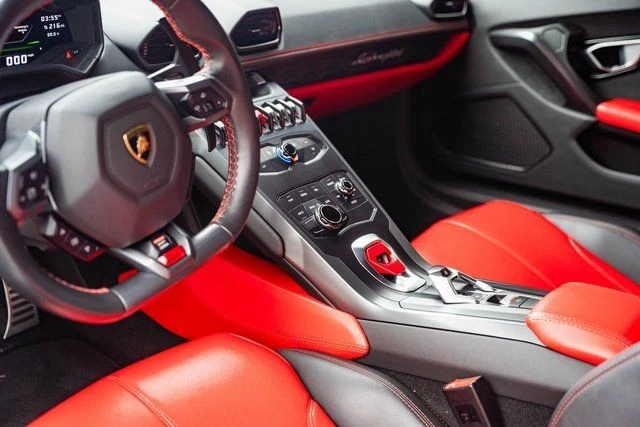2018 Lamborghini Huracan LP580-2 - Image 28 of 31