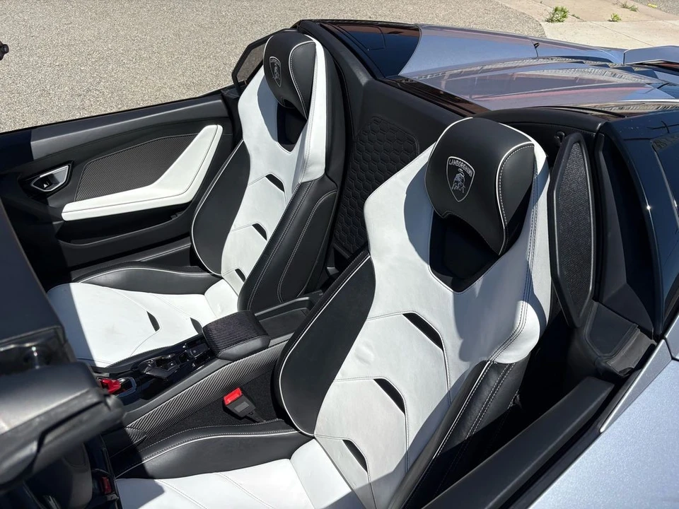 2018 Lamborghini Huracan LP580-2 - Image 9 of 31