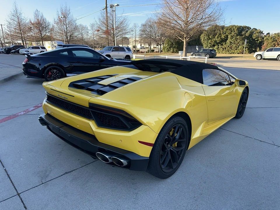 2018 Lamborghini Huracan LP580-2 - Image 4 of 8
