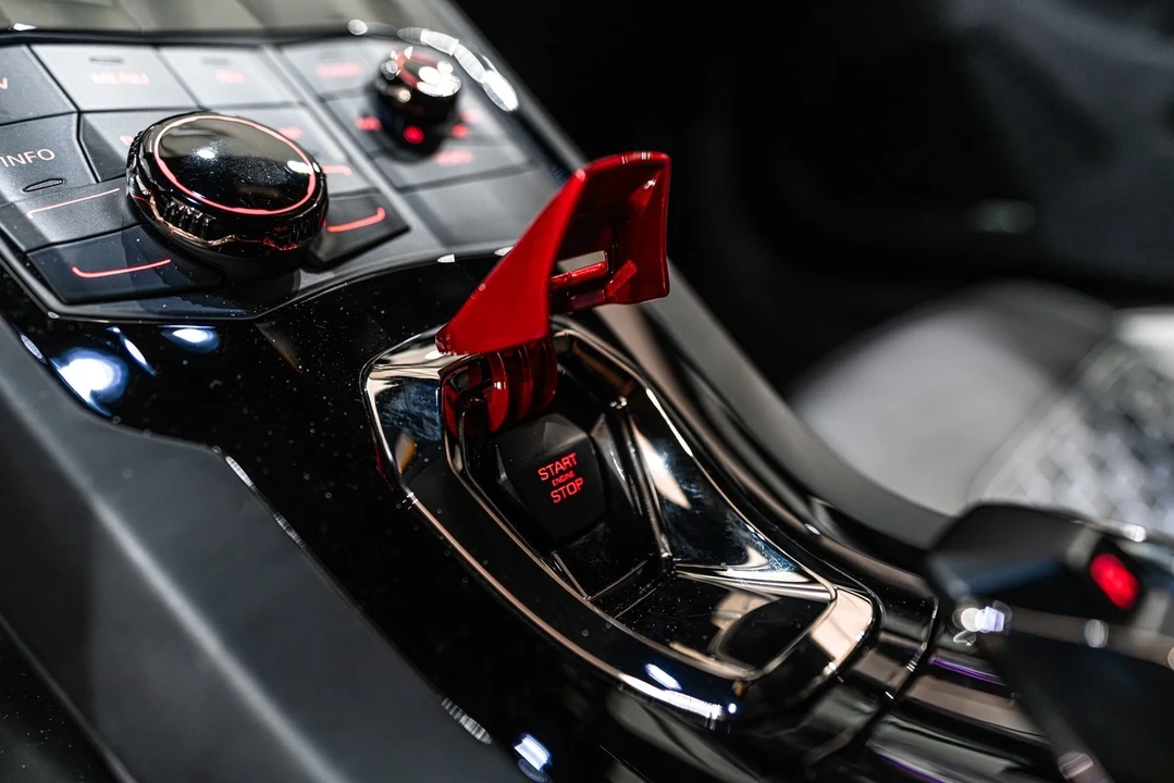 2018 Lamborghini Huracan LP580-2 - Image 18 of 21