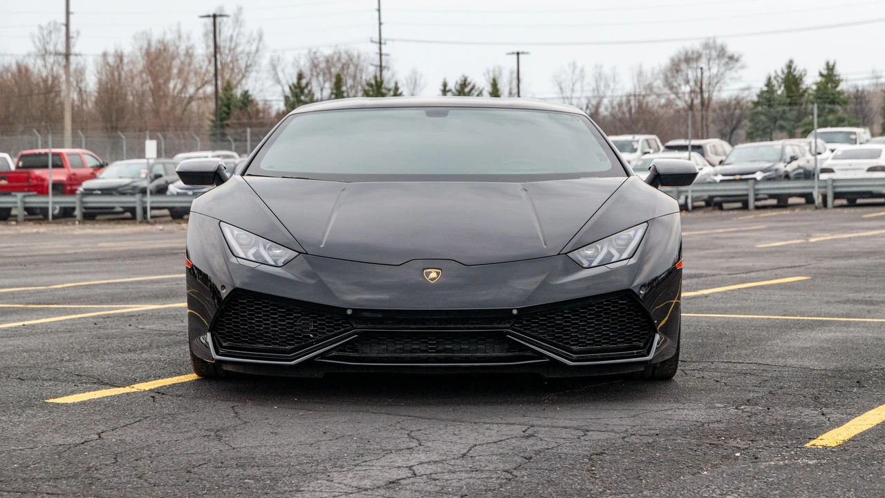2018 Lamborghini Huracan LP610-4 - Image 2 of 31