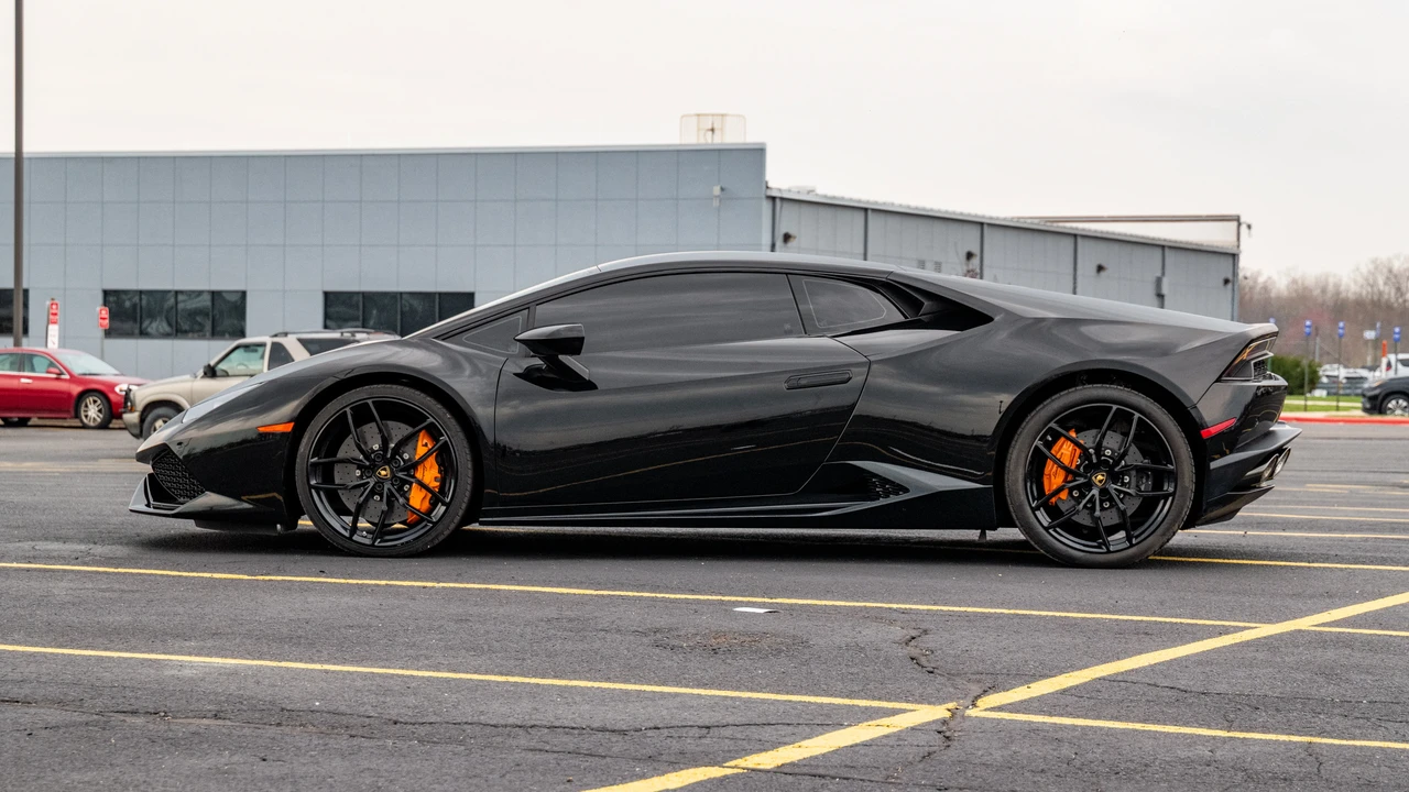 2018 Lamborghini Huracan LP610-4 - Image 9 of 31
