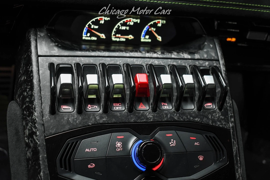 2018 Lamborghini Huracan LP640-4 Performante - Image 15 of 31