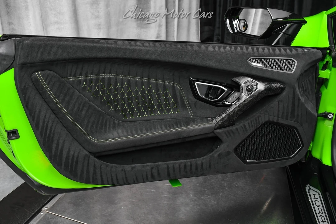 2018 Lamborghini Huracan LP640-4 Performante - Image 24 of 31