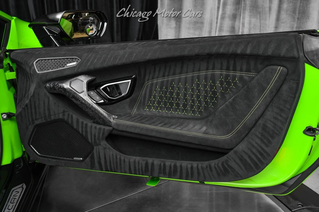 2018 Lamborghini Huracan LP640-4 Performante - Image 26 of 31