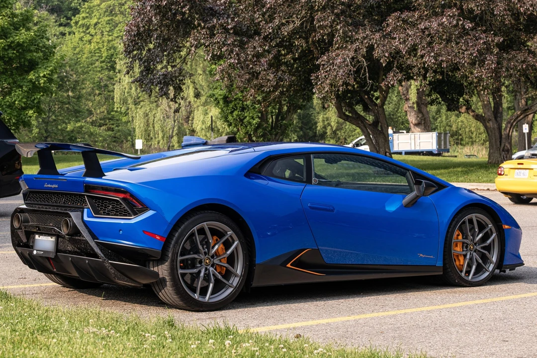 2018 Lamborghini Huracan LP640-4 Performante - Image 6 of 31