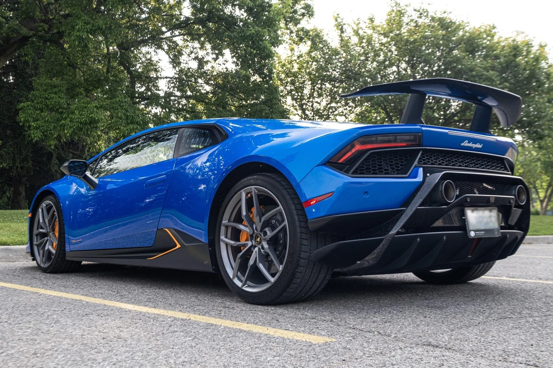 2018 Lamborghini Huracan LP640-4 Performante - Image 15 of 31