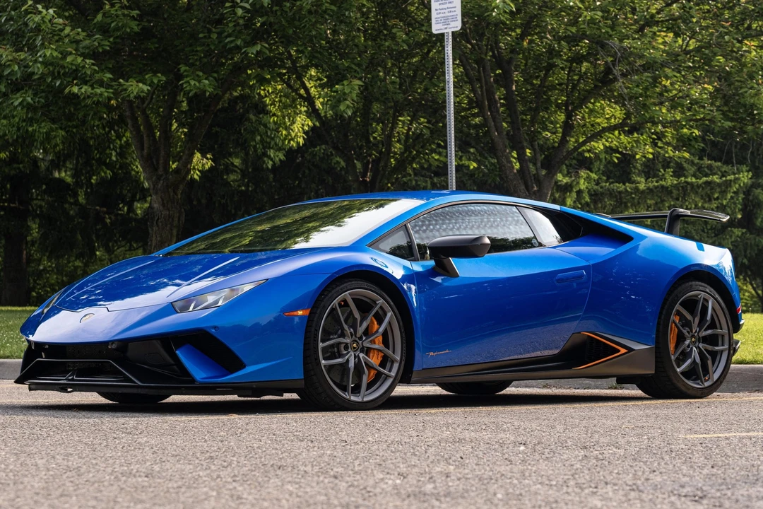 2018 Lamborghini Huracan LP640-4 Performante - Image 3 of 31