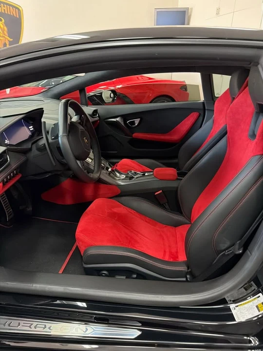 2018 Lamborghini Huracan - Image 2 of 2
