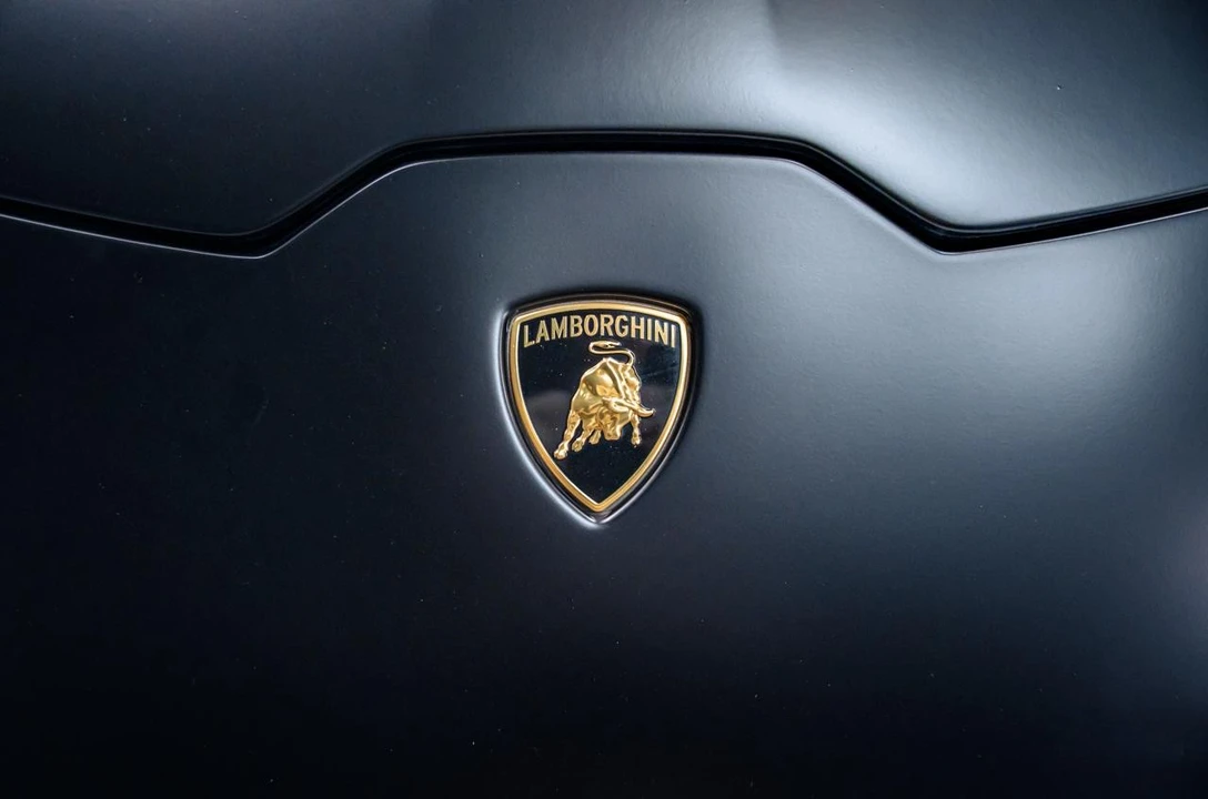 2018 Lamborghini Huracan LP640-4 Performante - Image 14 of 31