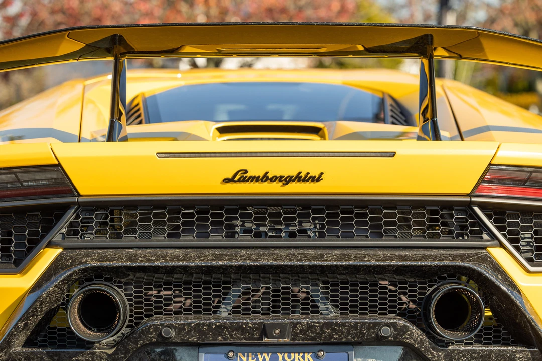 2018 Lamborghini Huracan LP640-4 Performante - Image 27 of 31