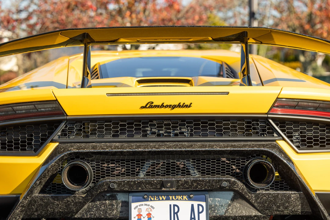 2018 Lamborghini Huracan LP640-4 Performante - Image 26 of 31