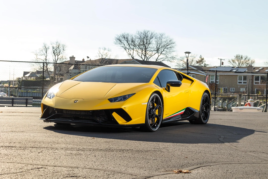 2018 Lamborghini Huracan LP640-4 Performante - Image 9 of 31