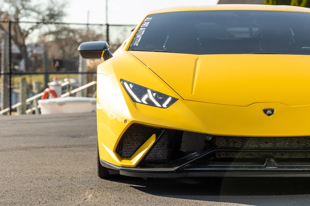 2018 Lamborghini Huracan LP640-4 Performante - Image 17 of 31