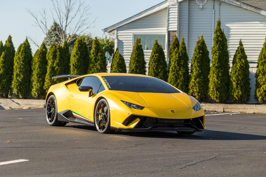 2018 Lamborghini Huracan LP640-4 Performante - Image 13 of 31