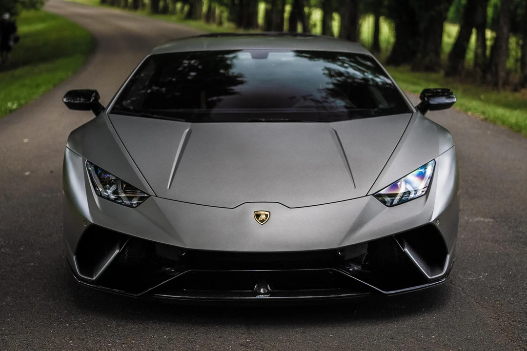 2018 Lamborghini Huracan LP640-4 Performante - Image 7 of 31
