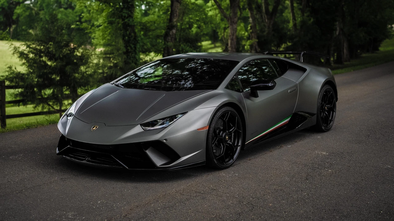 2018 Lamborghini Huracan LP640-4 Performante - Image 12 of 31