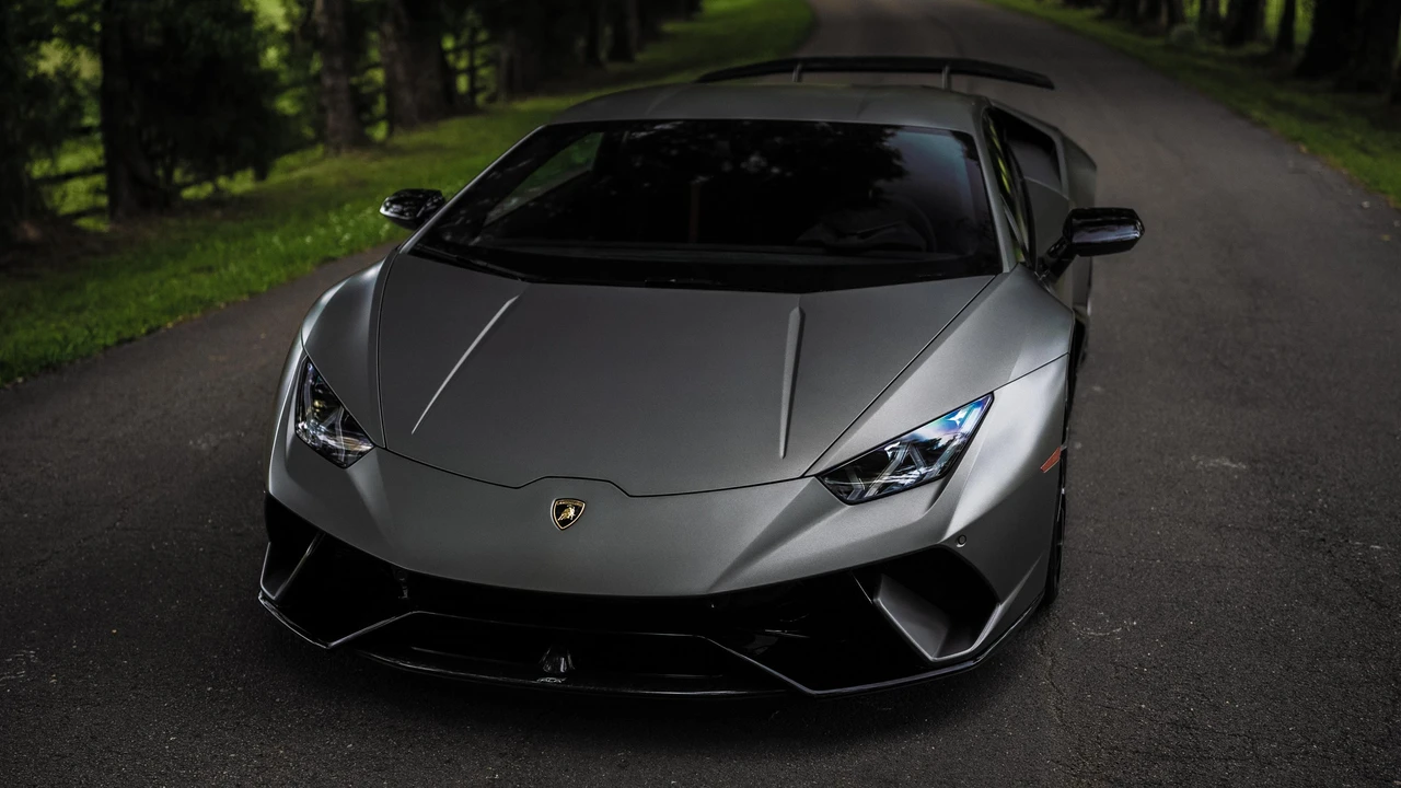 2018 Lamborghini Huracan LP640-4 Performante - Image 8 of 31