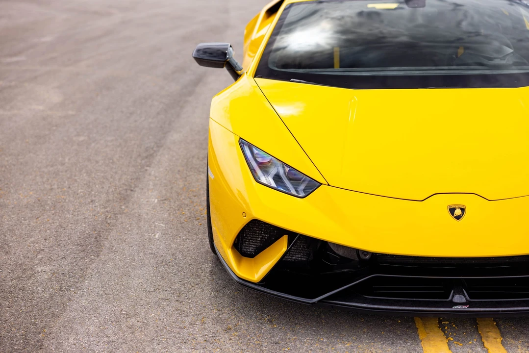 2018 Lamborghini Huracan LP640-4 Performante - Image 29 of 31