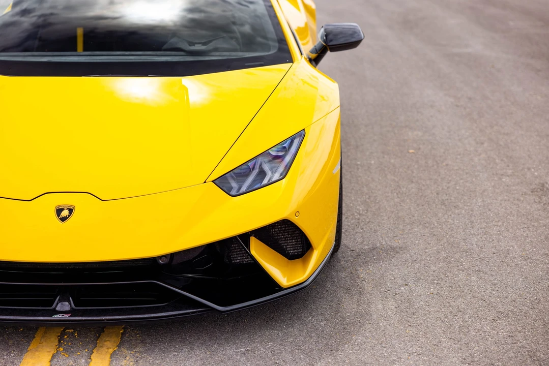 2018 Lamborghini Huracan LP640-4 Performante - Image 30 of 31