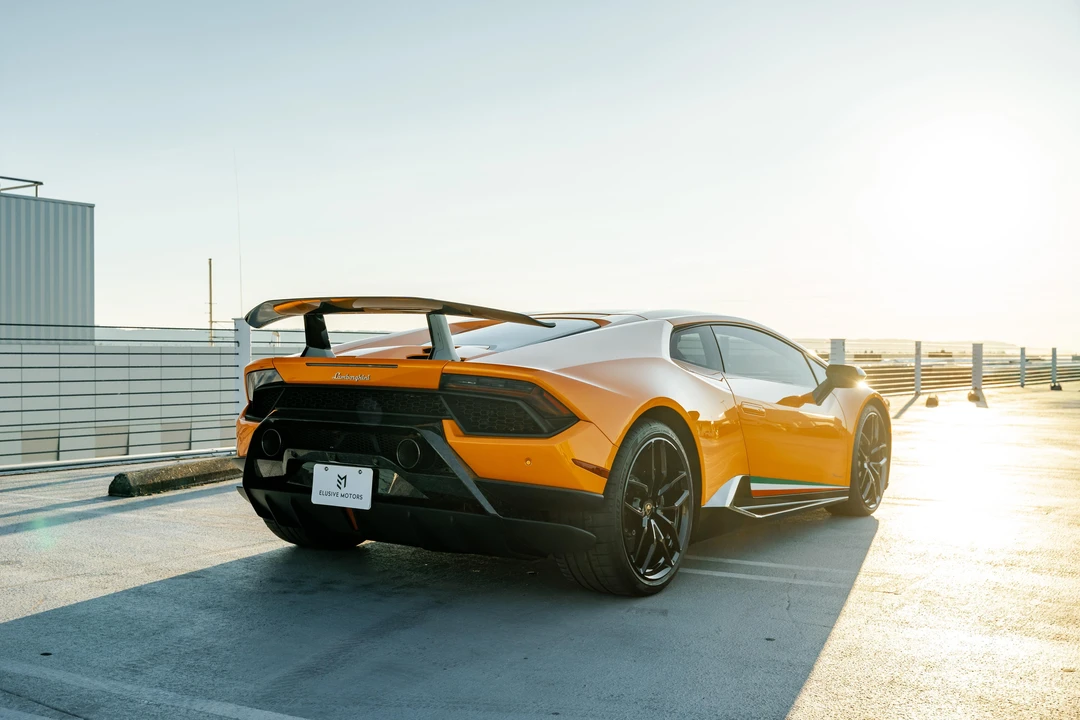 2018 Lamborghini Huracan LP640-4 Performante - Image 18 of 31