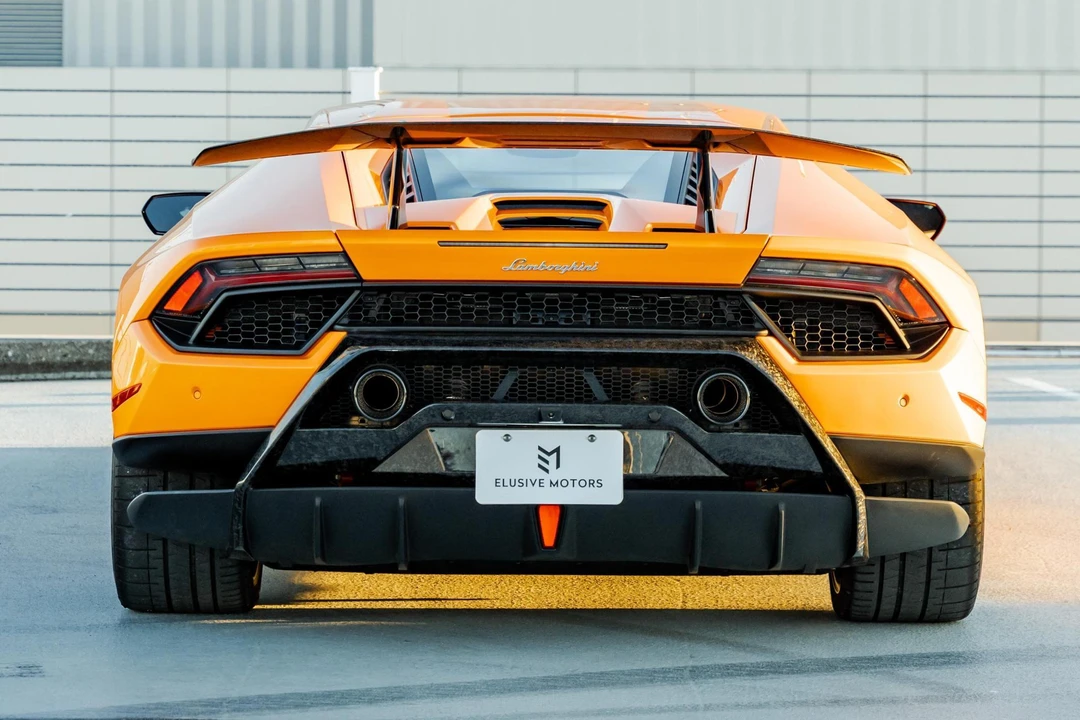 2018 Lamborghini Huracan LP640-4 Performante - Image 5 of 31