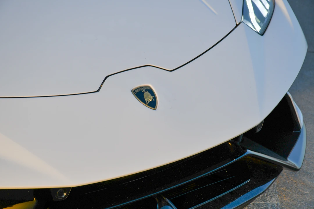2018 Lamborghini Huracan LP640-4 Performante - Image 25 of 31