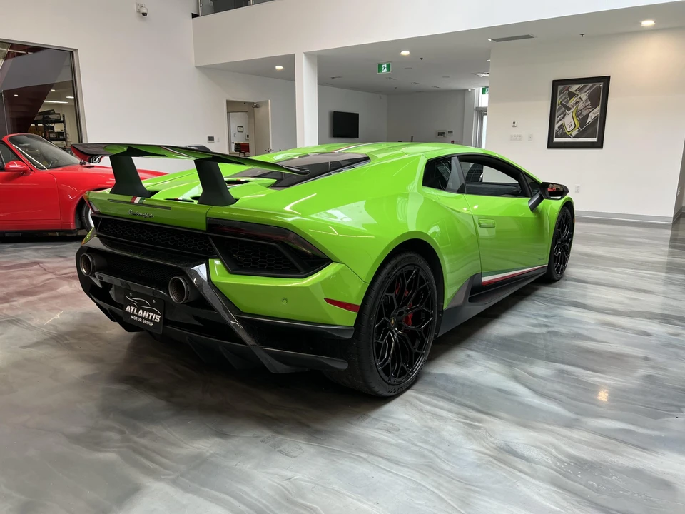 2018 Lamborghini Huracan LP640-4 Performante - Image 20 of 31
