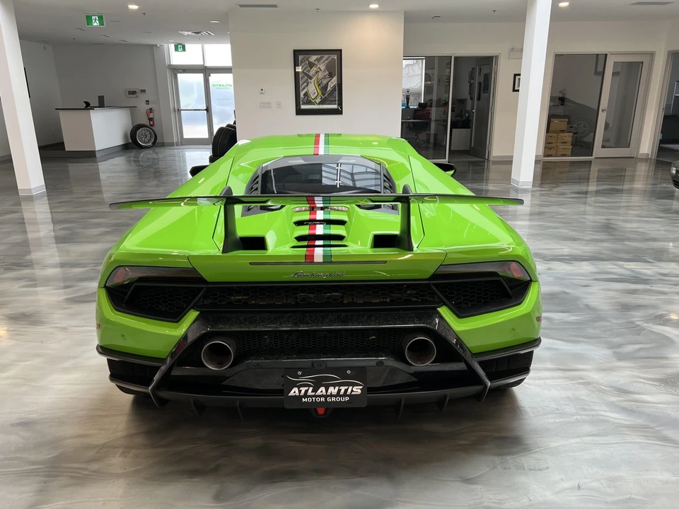 2018 Lamborghini Huracan LP640-4 Performante - Image 23 of 31
