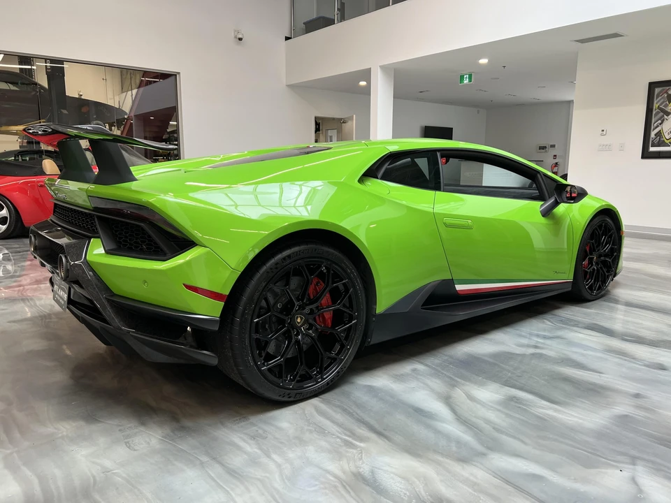 2018 Lamborghini Huracan LP640-4 Performante - Image 18 of 31