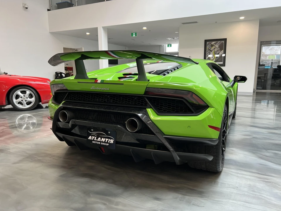 2018 Lamborghini Huracan LP640-4 Performante - Image 21 of 31