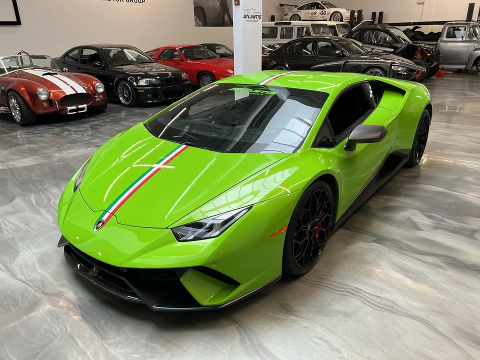 2018 Lamborghini Huracan LP640-4 Performante - Image 4 of 31
