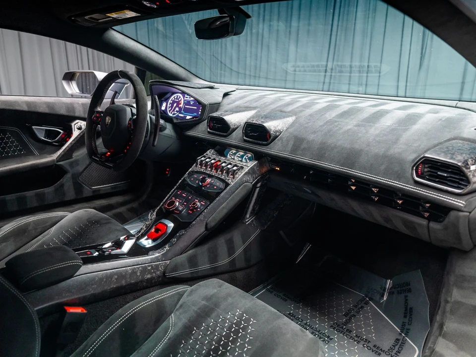 2018 Lamborghini Huracan LP640-4 Performante - Image 6 of 31