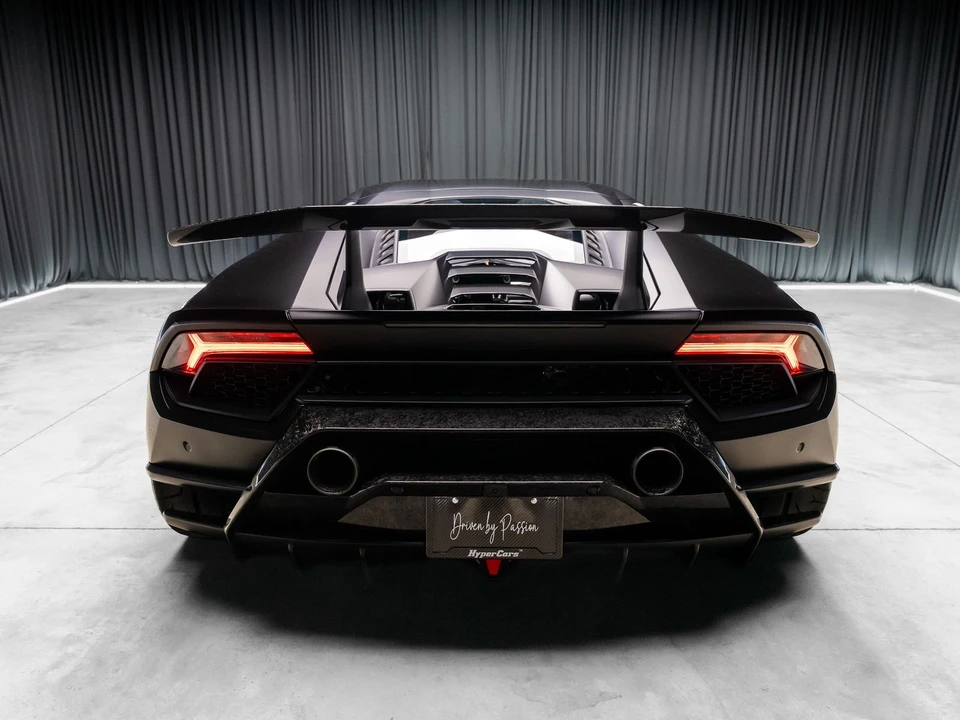 2018 Lamborghini Huracan LP640-4 Performante - Image 13 of 31