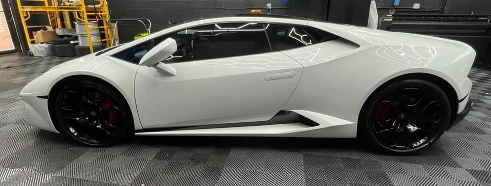 2018 Lamborghini Huracan LP580-2 - Image 2 of 5