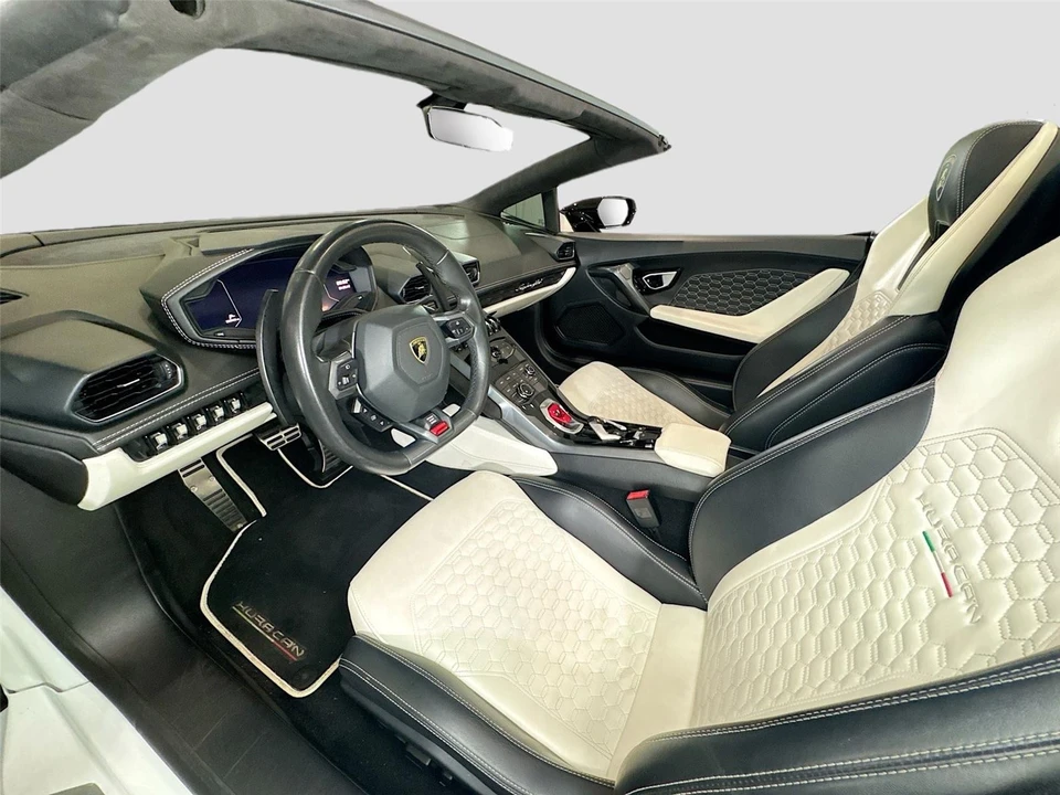 2018 Lamborghini Huracan LP580-2 - Image 11 of 14
