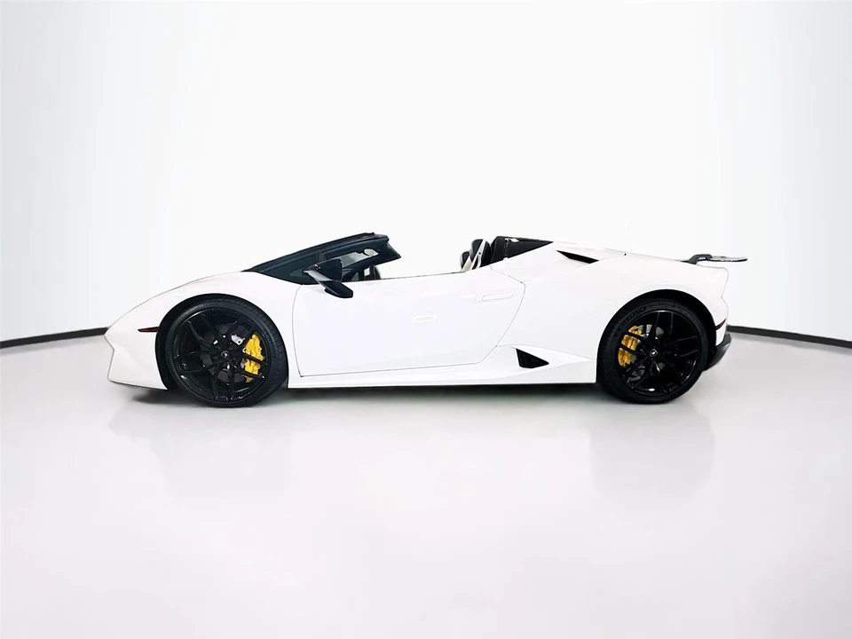 2018 Lamborghini Huracan LP580-2 - Image 2 of 14